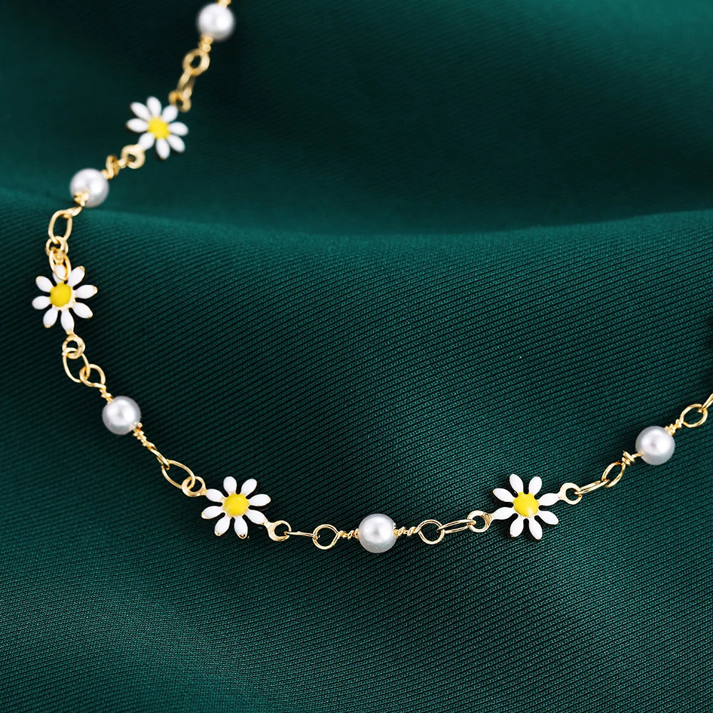 Solara Pearl Daisy Anklet