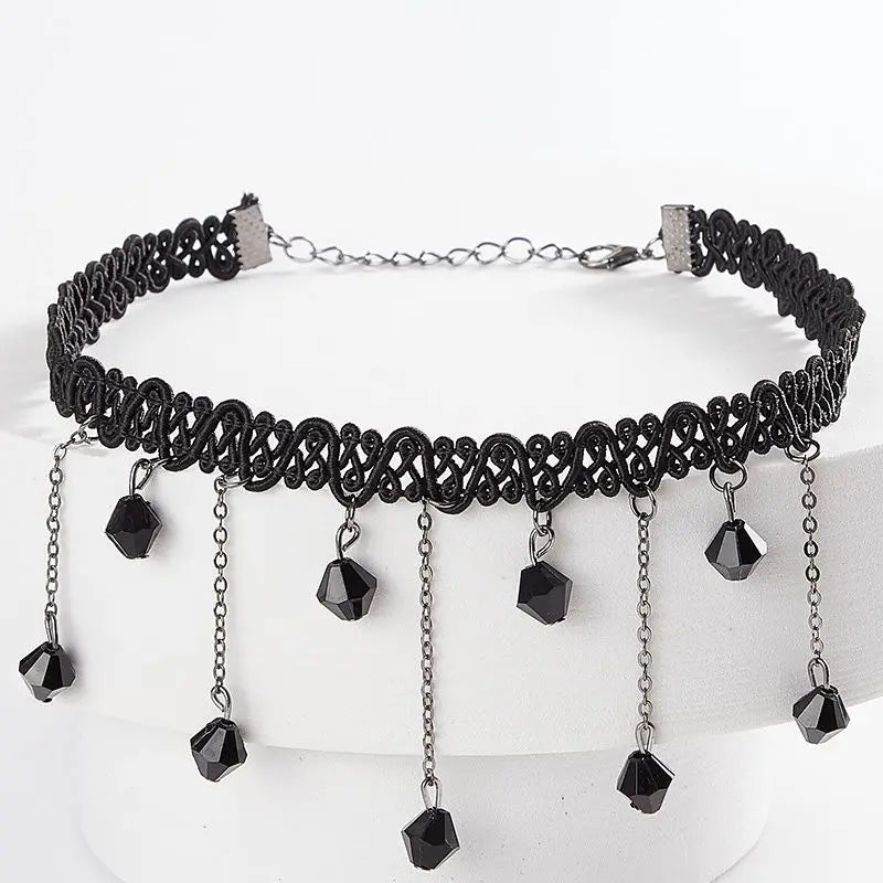 Noir Éclipse Velvet Choker Necklace