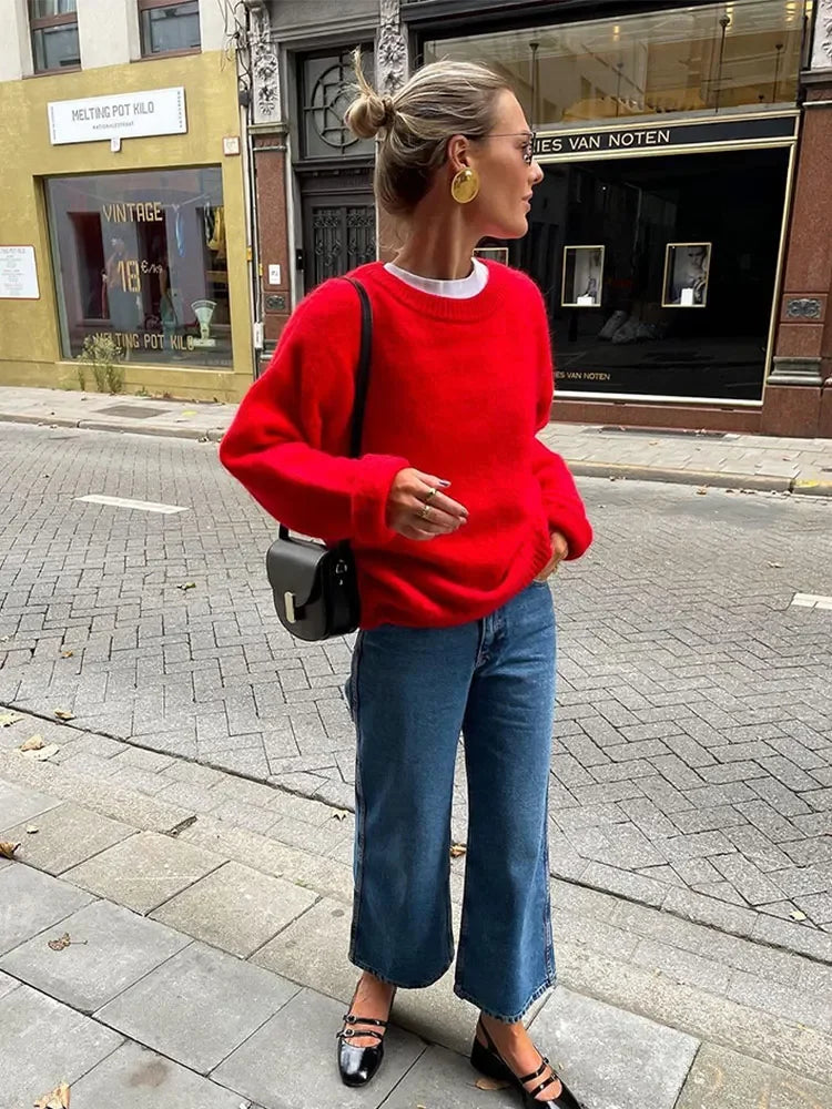 Rouge Élégance O-Neck Pullover Sweater